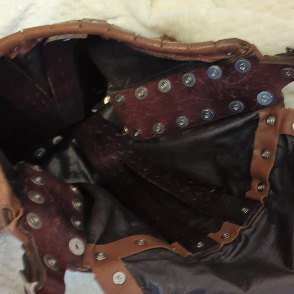 💕HP💕Bella Dolci Handcrafted Brown Leather Shoulder Bag - Picture 6 of 14
